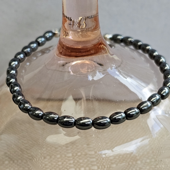 SET! 925 Teardrop Earrings, Braided Beaded Necklace, & Hematite Bracelet SET! - Picture 4 of 15